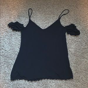 ❤️💗black open shoulder shirt